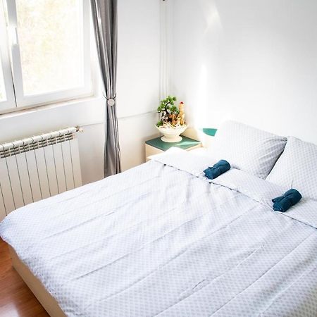 Family-Friendly Apartment Oradea Ngoại thất bức ảnh
