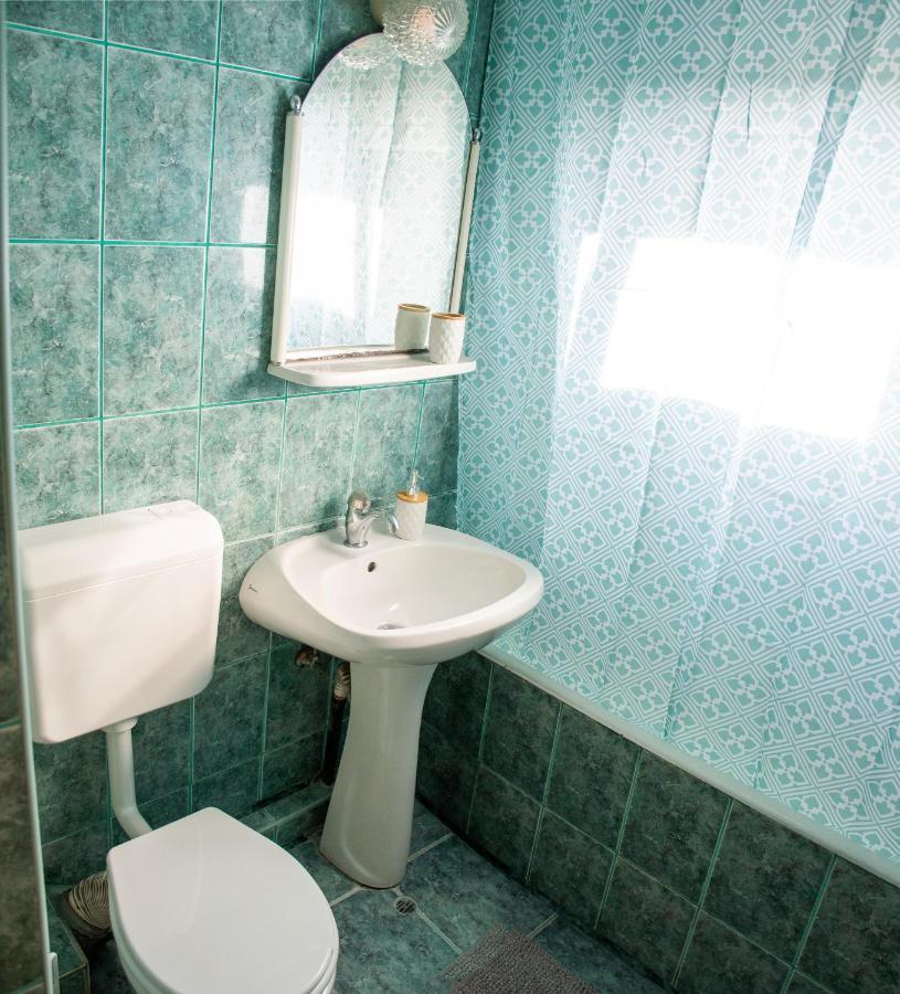 Family-Friendly Apartment Oradea Ngoại thất bức ảnh