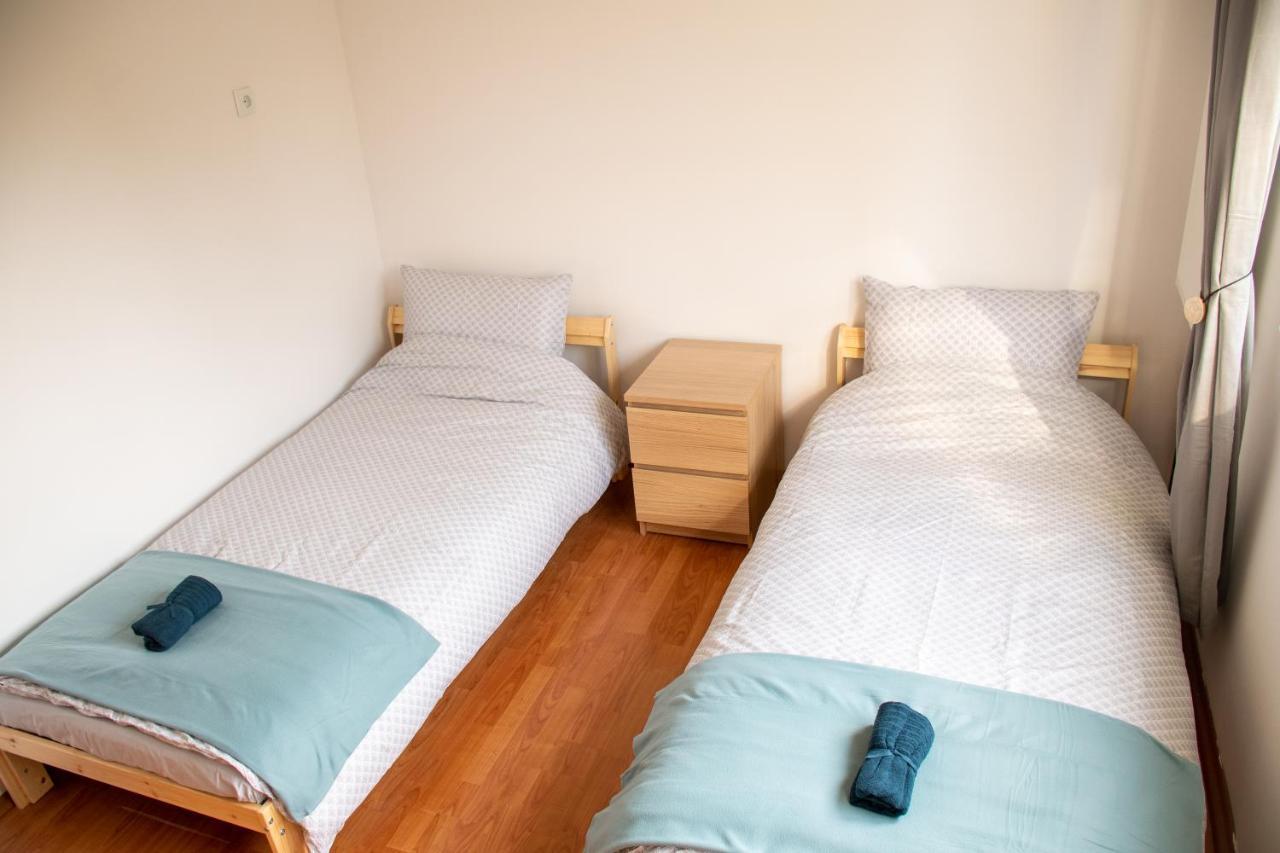 Family-Friendly Apartment Oradea Ngoại thất bức ảnh
